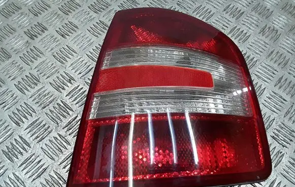 Skoda Fabia Mk1 (6Y) Rear/tail lights