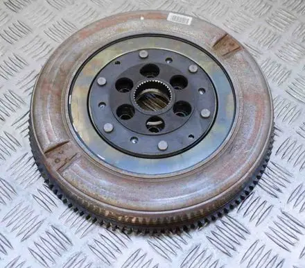 BMW M3 F80 Flywheel 2283829
