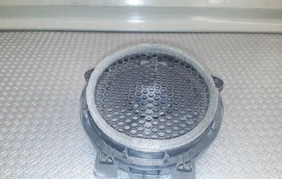 Chrysler Pacifica Rear door speaker 04685967AD