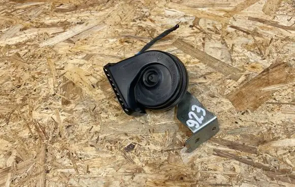 Volvo XC40 Horn signal 32274288