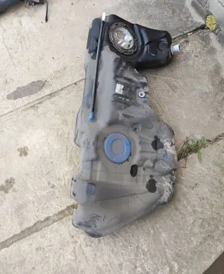 BMW 4 F36 Gran coupe Fuel tank 4049201AA 56646711 F3X57H