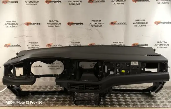 Volkswagen Polo VI Dashboard 2G1857004