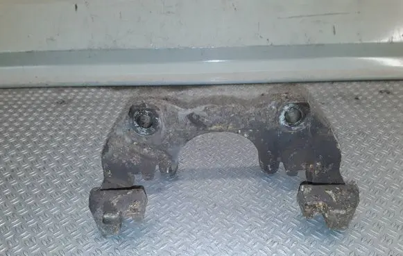 Opel Meriva B Front Brake Caliper Pad/Carrier 
