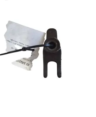 Hyundai Santa Fe Fuel Injector clamp holder 