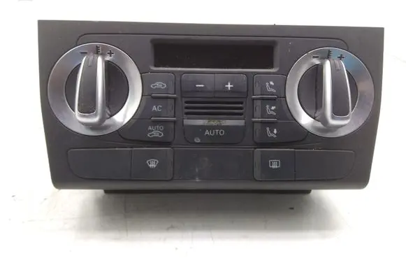 Audi A3 S3 A3 Sportback 8P Climate control unit 8P0820043BM