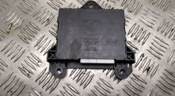 Toyota Prius (XW20) Climate control unit 8865047050 1773007311