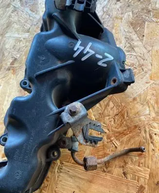 Volkswagen Crafter Intake manifold 03L129711AS V250