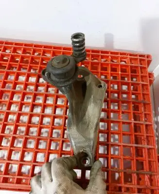Audi A6 S6 C5 4B Gearbox mounting bracket 4B3399114C