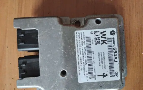 Jeep Grand Cherokee Airbag control unit/module 68025654AJ