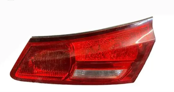 Lexus IS 220D-250-350 Tailgate rear/tail lights