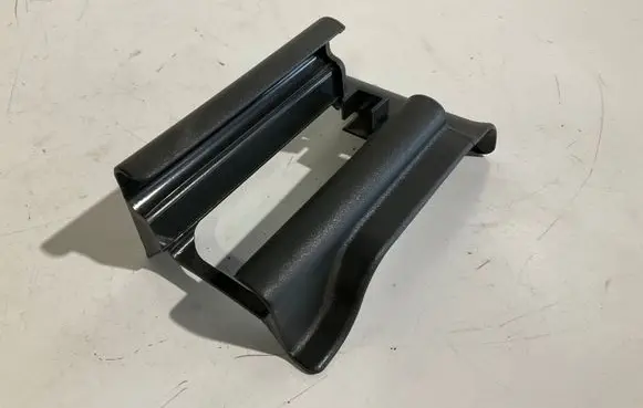 Mercedes-Benz E W211 Front driver seat rail trim 2119190520 70040001