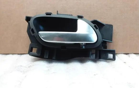 Peugeot 508 Front door interior handle 9660525380