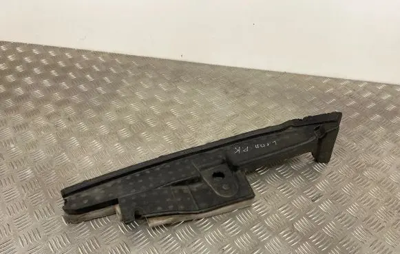 Seat Leon (5F) Fender foam support/seal 484011