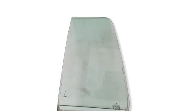 Volkswagen Golf III Rear vent window glass 