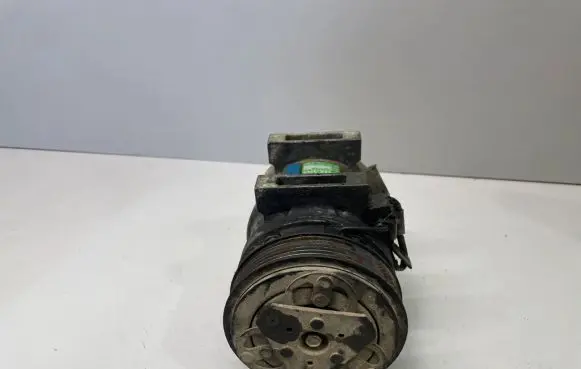 Volvo C70 Air conditioning (A/C) compressor (pump) 8708581 9171703