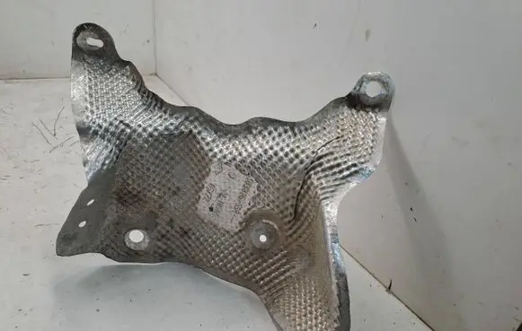 Dacia Sandero III Exhaust heat shield 483826665R