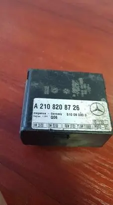 Mercedes-Benz E W210 ESP (stability system) control unit 2108208726