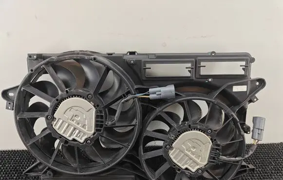 Chevrolet Malibu Electric radiator cooling fan 97040843 F00S310398 PA6GF30