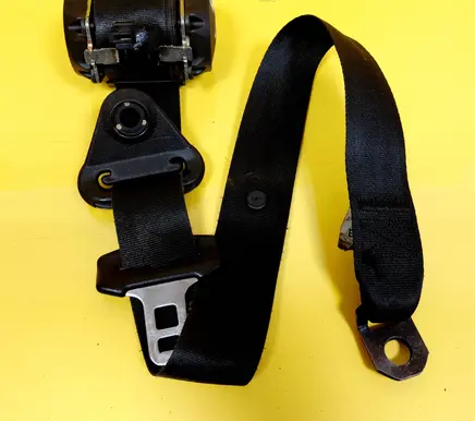 Chrysler Neon II Front seatbelt 520202100