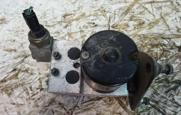 Mercedes-Benz A W168 ABS Pump
