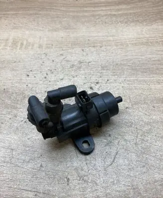 Ford Tourneo Vacuum valve 98AB9E882AA
