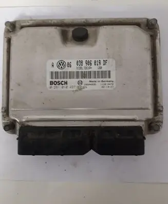 Volkswagen Golf IV Engine control unit/module 038906019DF 0281010497