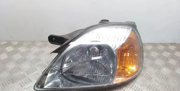 KIA Rio Headlight/headlamp 92102FD0