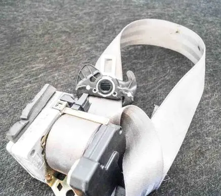 Seat Leon (1M) Front seatbelt 1M0857706A