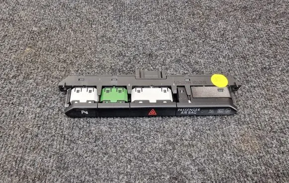 Volkswagen PASSAT B8 Parking (PDC) sensor switch 3G0927132A