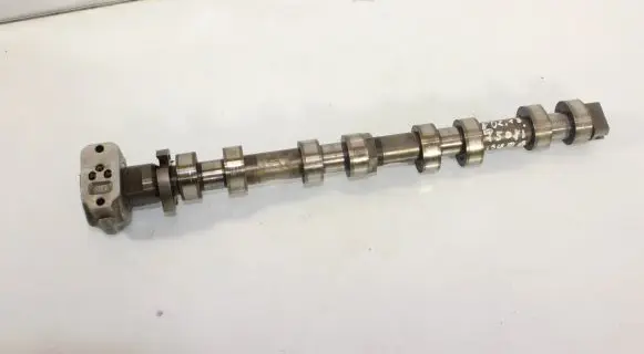 BMW 7 F01 F02 F03 F04 Camshaft 7604875 6761390 11317604875