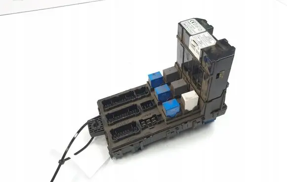 Hyundai Santa Fe Fuse box set BSI 95400-26500