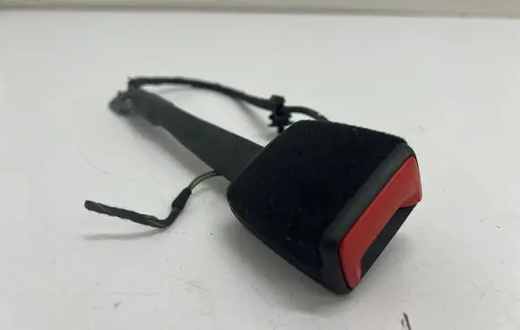 Skoda Kodiaq II Front seatbelt buckle 571867755
