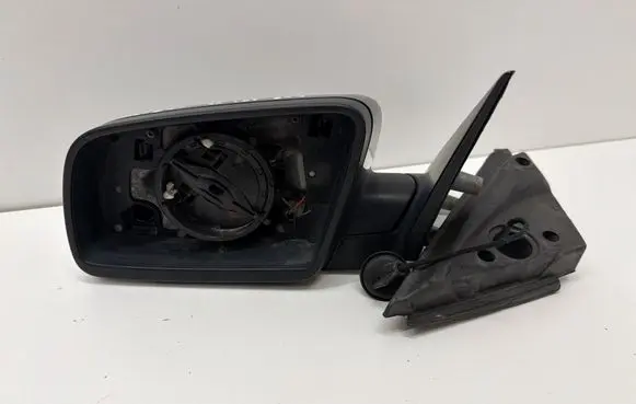 BMW 5 E60 E61 Front door electric wing mirror E1010748 7043437
