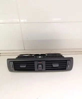 BMW 1 F20 F21 Dash center air vent grill 920711611 507892