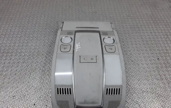 Audi A6 S6 C6 4F Front seat light 4F0947135
