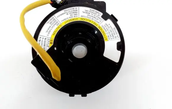 Suzuki Grand Vitara II Airbag slip ring squib (SRS ring)