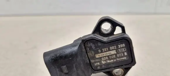 Volkswagen Touran I Air pressure sensor 0281002399