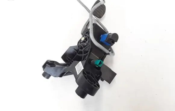 Clutch pedal