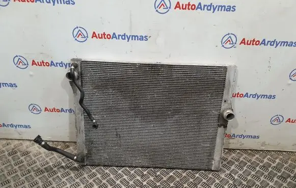 BMW 7 F01 F02 F03 F04 Coolant radiator 7570093 17117570093 17117570094