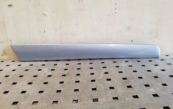 Volkswagen Sharan Front door trim bar 7N0867440