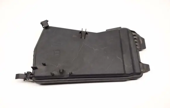 Mercedes-Benz E W212 Fuse box cover A2125400082