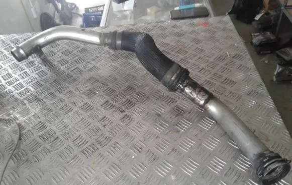 Renault Megane III Turbo air intake inlet pipe/hose 144603600R
