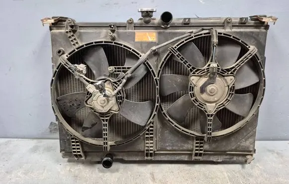 Mitsubishi Outlander Coolant radiator