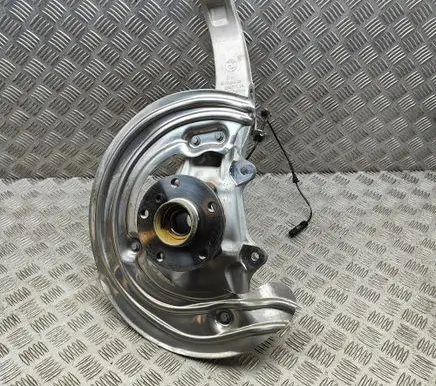 BMW XM Front wheel hub 6876655 1543561