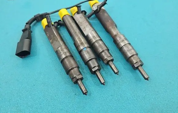 Seat Toledo II (1M) Fuel injector 0432193543 IMPRK1366278
