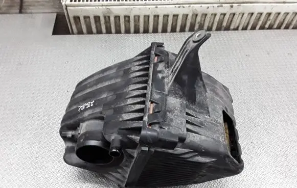 Chrysler Sebring (ST-22 - JR) Air filter box 384384