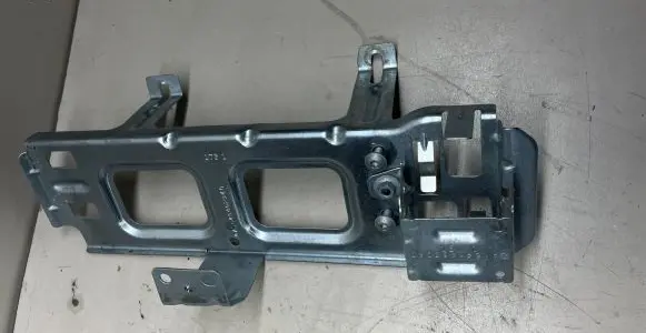 Mercedes-Benz GL X164 Battery bracket A1645453040