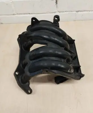 Peugeot 207 Intake manifold 9685926180