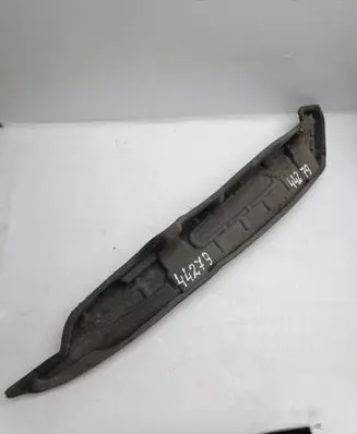 Chrysler 300 - 300C Fender end trim 