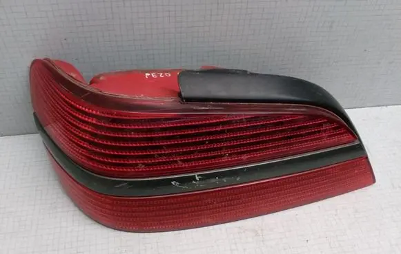 Peugeot 406 Rear/tail lights 96446528